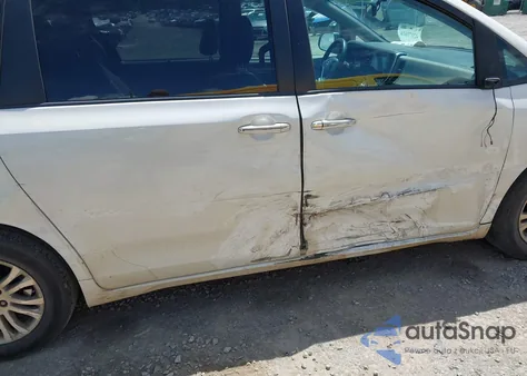 2017 Toyota Sienna Xle Premium 8 Passenger from USA, damaged, VIN 5TDYZ3DC9HS889730